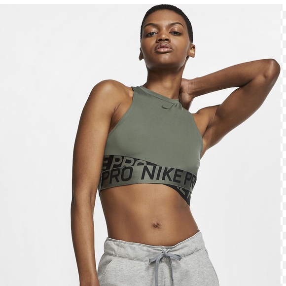 Nike Other - Nike pro dri-fit inter twist crop top. XS
